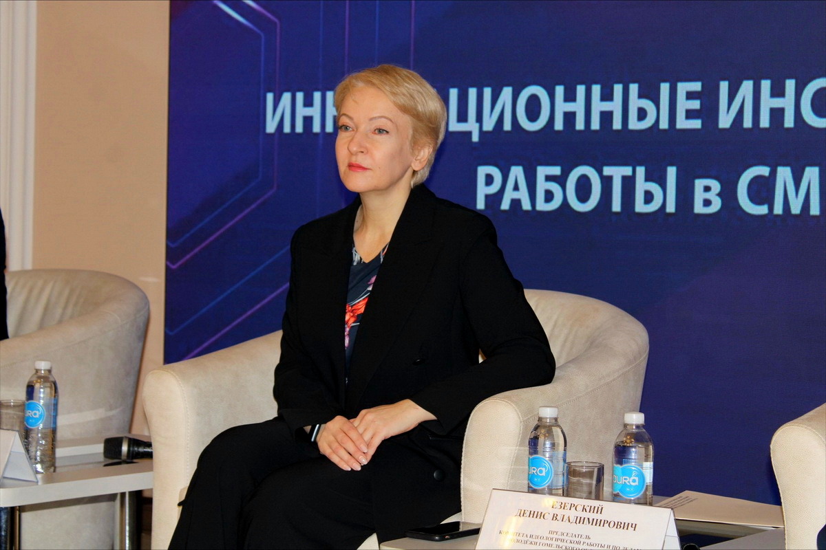 В информационной работе профсоюзов